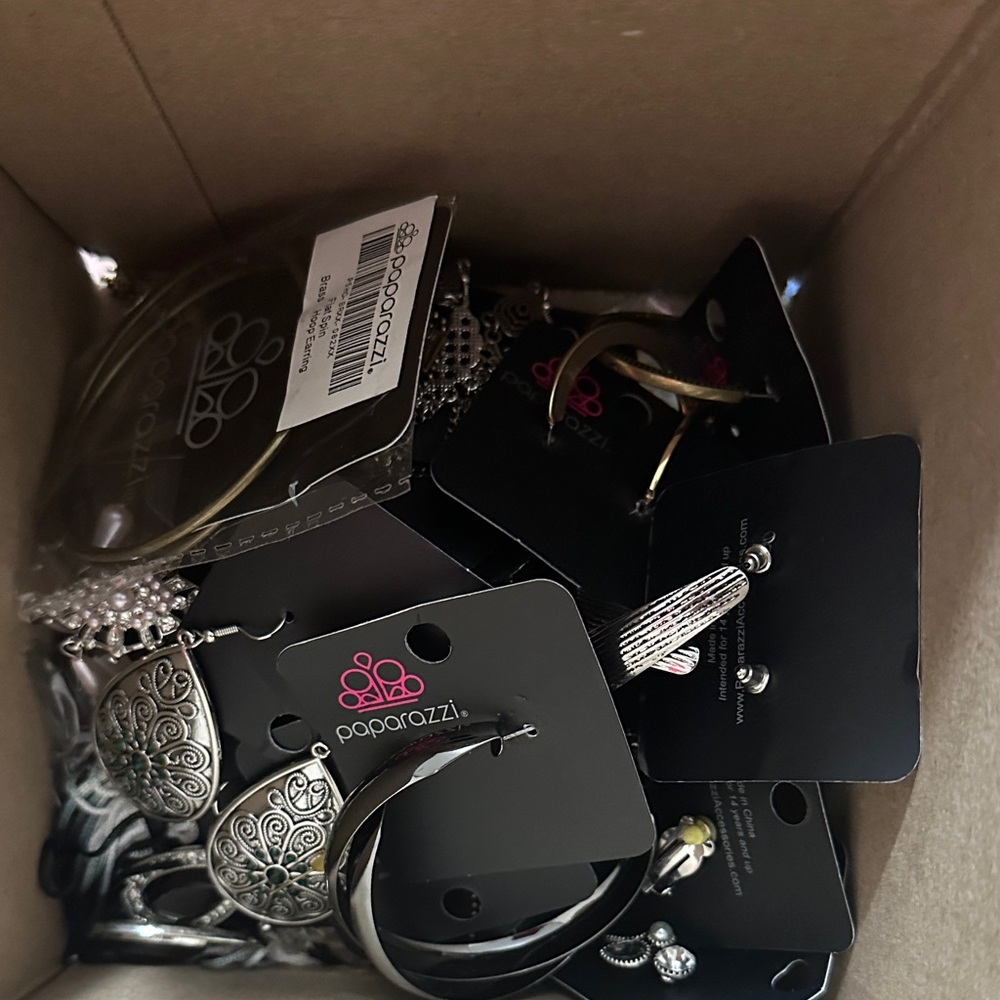 Paparazzi Silver and Black Hair Accessories